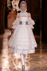 Ballet-inspired fashion Alexander McQueen Fall 2013