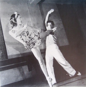 Markova jokingly referred to herself and Dolin as "pioneers of arena ballet." Here shown rehearsing in 1945.