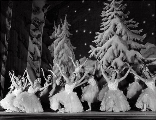 Markova starring in the Ballet Russe de Monte Carlo's Nutcracker Suite