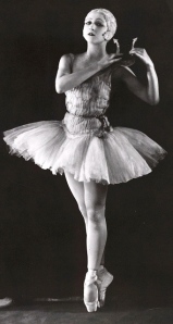 Danilova at the Ballets Russes (Apollo, 1928)